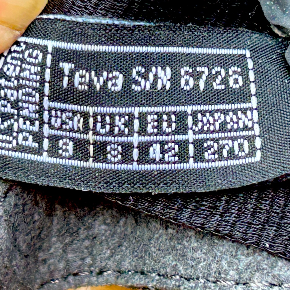 TEVA s9 men’s hiking/active sandals-upper buckle for more stability-look NEW - Picture 3 of 9